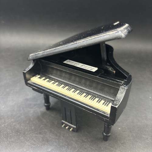 Miniature wooden piano - wooden, trinket