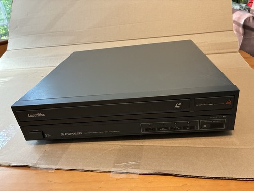 Pioneer laserdisc player - pioneer,