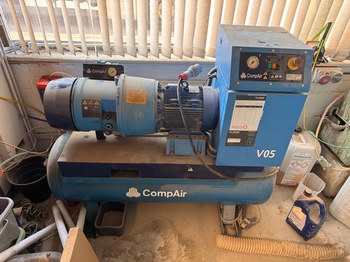 Compair v05 hydrovane rotary - compair,