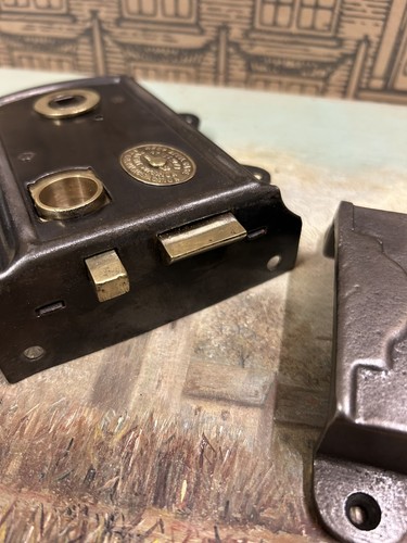 Old victorian rim - victorian, lock