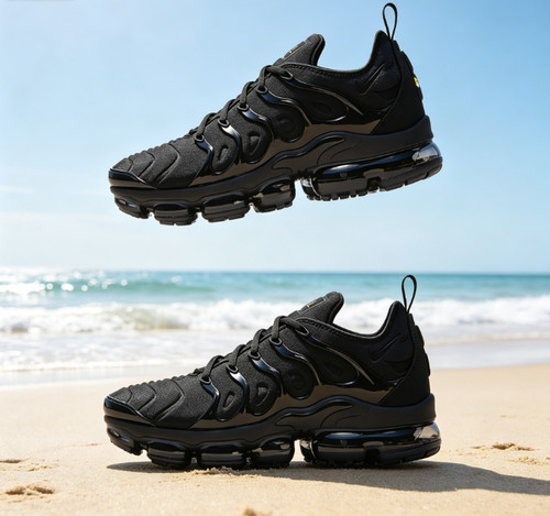 Plus triple black new nike - plus,