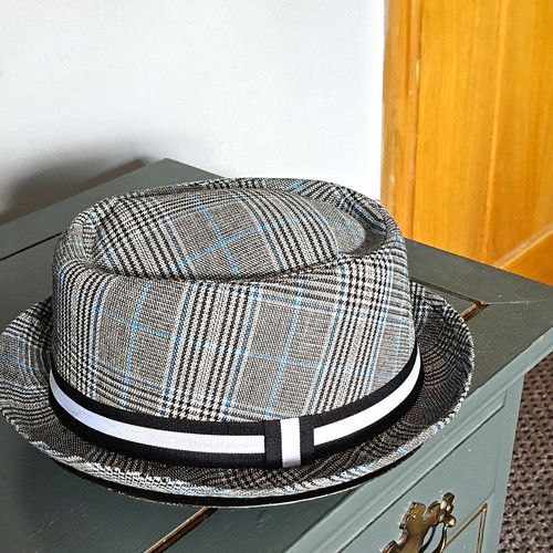 Grey plaid trilby pork - grey, pie