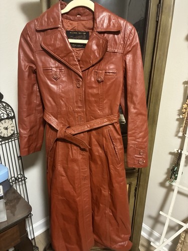 Women vintage leather - women’s, coat