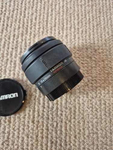 Tamron 70mm 5 - 24-70mm, f3.3-5.6