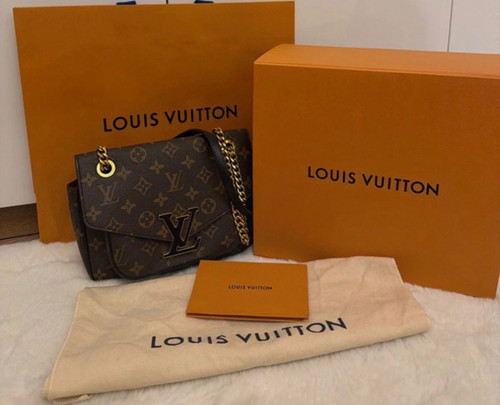 Louis vuitton saint sulpice - louis,