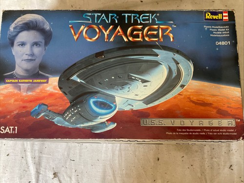 Star trek uss voyager revell - trek,