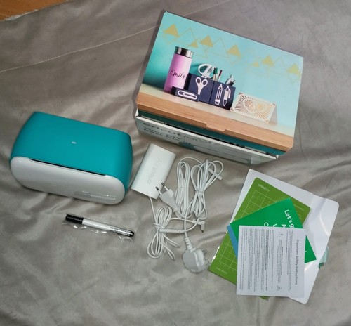 Boxed cricut joy vinyl cutting - cricut,