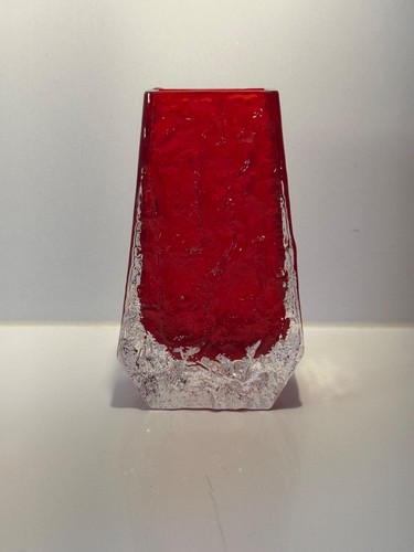 Whitefriars red coffin - red,