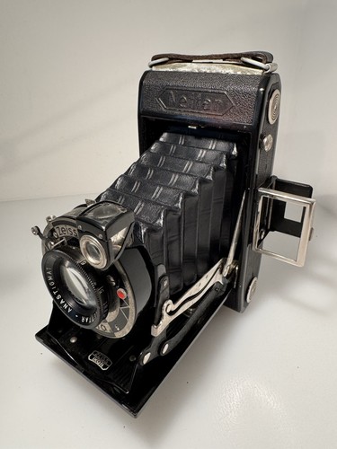 Art deco zeiss ikon nettar - art,
