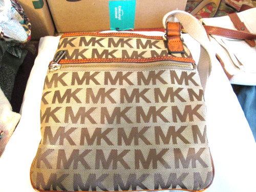 Michael kors small signature - kors,