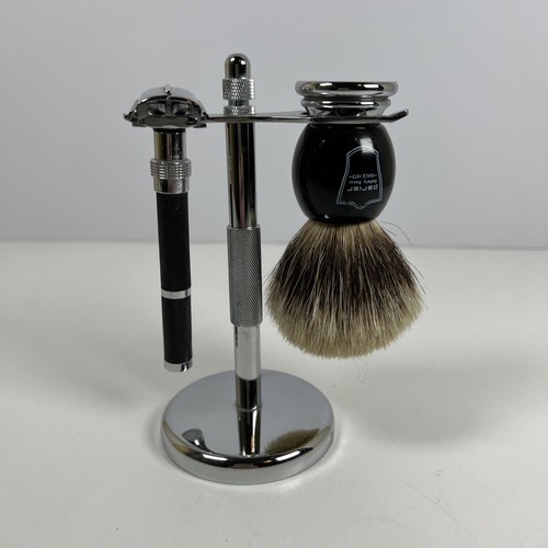Parker badger hair shaving - badger,