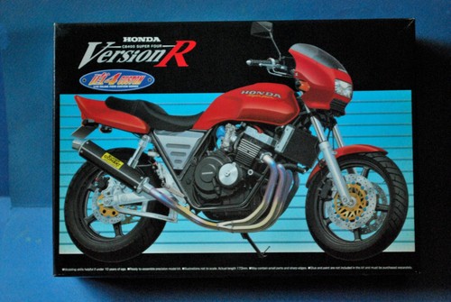 Aoshima japan honda - 1/12,
