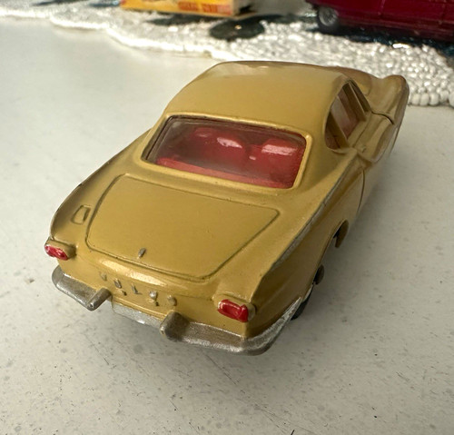 No228 dinky toys - no228,