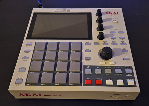 Akai mpc one - akai, standalone