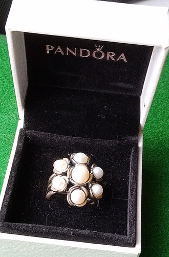 Beautiful new pandora silver - new,