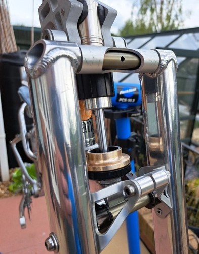 Retro mountain bike - , elastomers