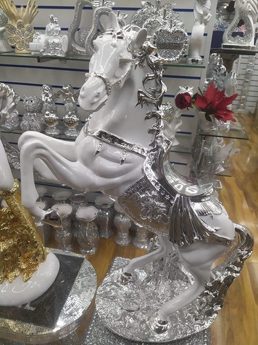 New large white silver - white/silver, horse