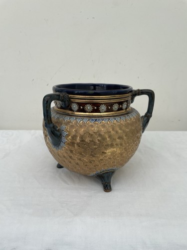 Antique royal doulton - royal,