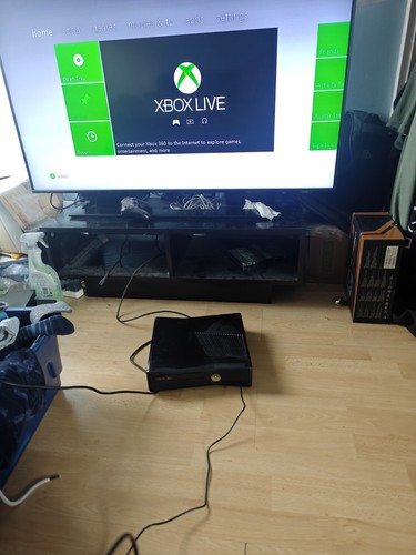 Xbox 360 slim 250gb console - 360,