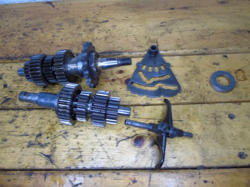 Bsa c15 250 gearbox - bsa,