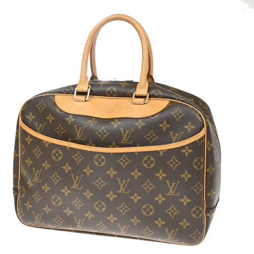 Louis vuitton logo - louis,