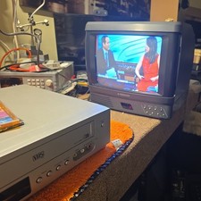 Samsung DVD-V5500 Video Player