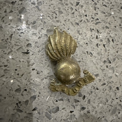 Royal artillery collar badges - artillery,