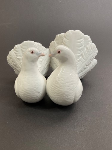 Lladro kissing doves lovebirds - lladro,