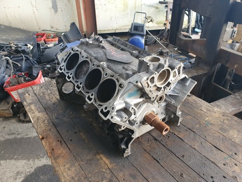 Range rover jaguar v8 - jaguar,