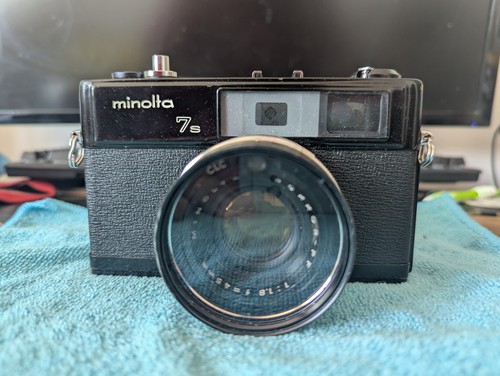 Rare vintage black minolta - black,