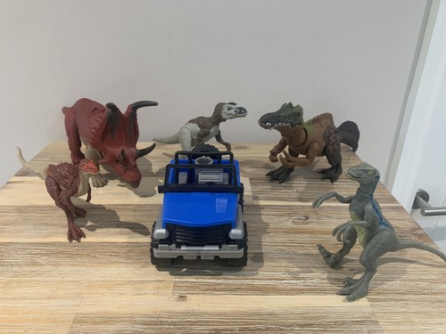 Jurassic world jeep dinosaur - jeep,
