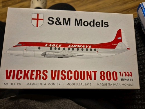 Models smk44 01 - &,