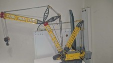 LEGO TECHNIC: Liebherr Crawler