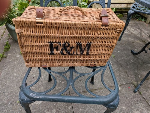 Fortnum mason hamper - fortnum,