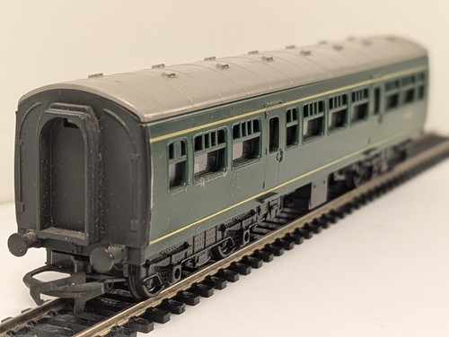 Hornby gauge green - oo, class