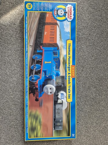 Hornby thomas the tank - thomas, engine