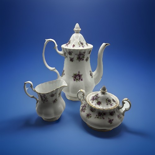 Royal albert sweet violets - albert,