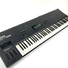 Yamaha SY99 Synthesizer