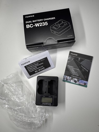 Fujifilm w235 dual - bc-w235,