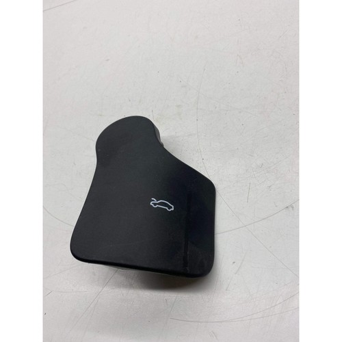 Audi ttrs bonnet handle - bonnet,