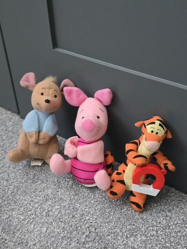 Winnie the pooh - winnie, toy