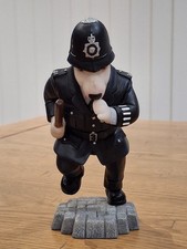 Robert Harrop Doggie People Bull Terrier Police Officer DP152