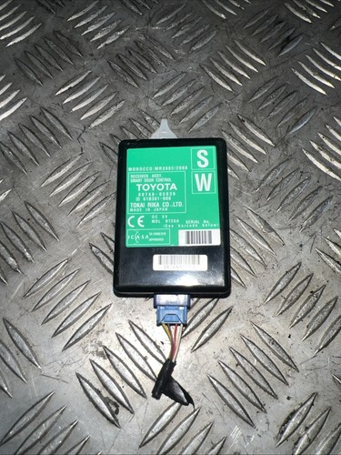 Toyota avensis ecu - avensis, door