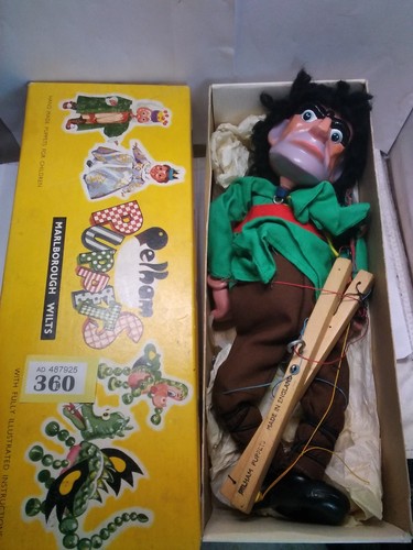 Pelham puppets giant - pelham,