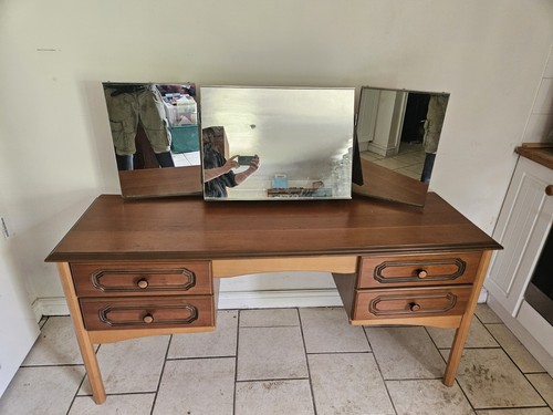 Stag minstrel dressing table - stag,