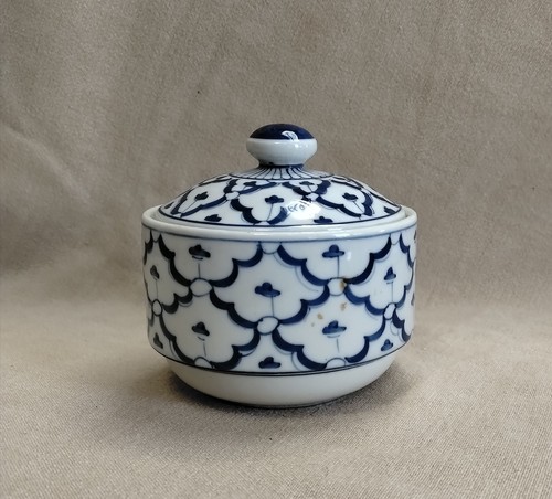 Vintage blue white thailand - blue,