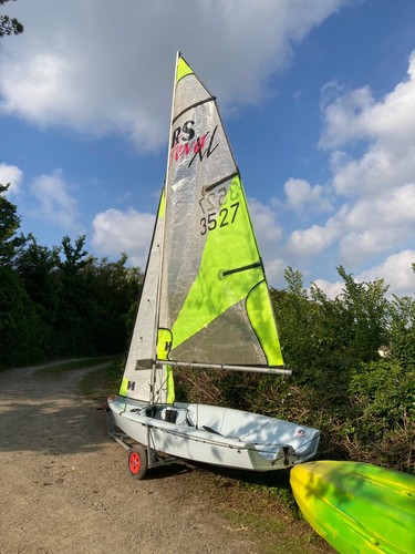 Feva sailing dinghy - ,