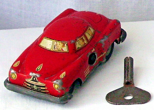 Clockwork red car - , vintage