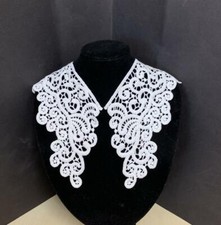 Lace collar, Drama Vintage