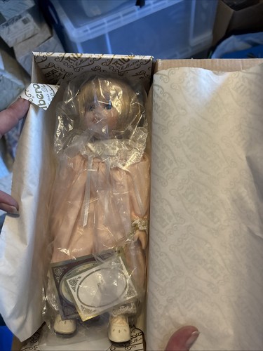 Alberon bonnie doll - bonnie,